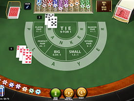 Et baccaratbord hvor spilleren lige har vundet over dealeren og skal bestemme sig, om hun eller han vil starte en ny omgang